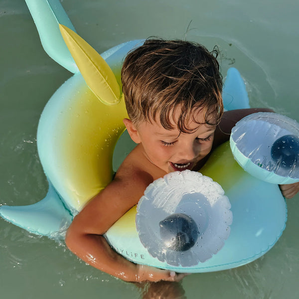 Sunnylife / Kids Tube Pool Ring - Salty The Shark