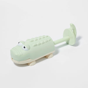 Sunnylife / Water Squirter - Crocodile Pastel Green